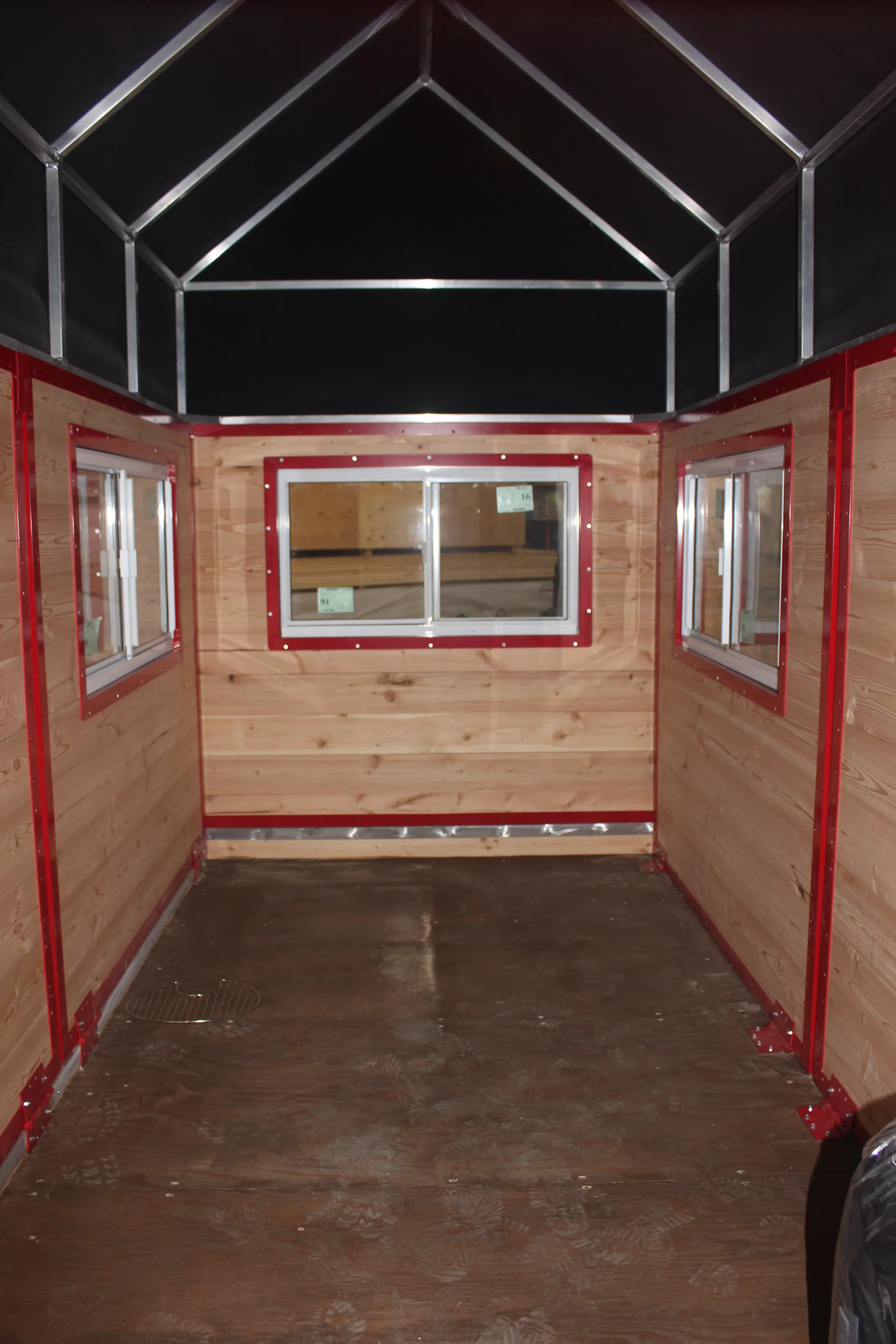 The interior of the small Glamper