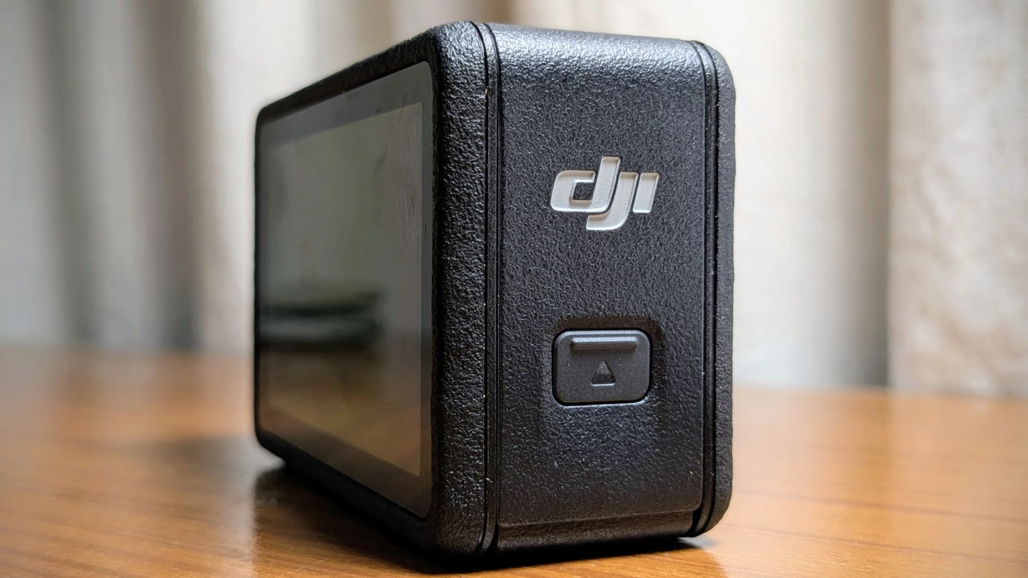 The door for the battery and SD card opens on the right