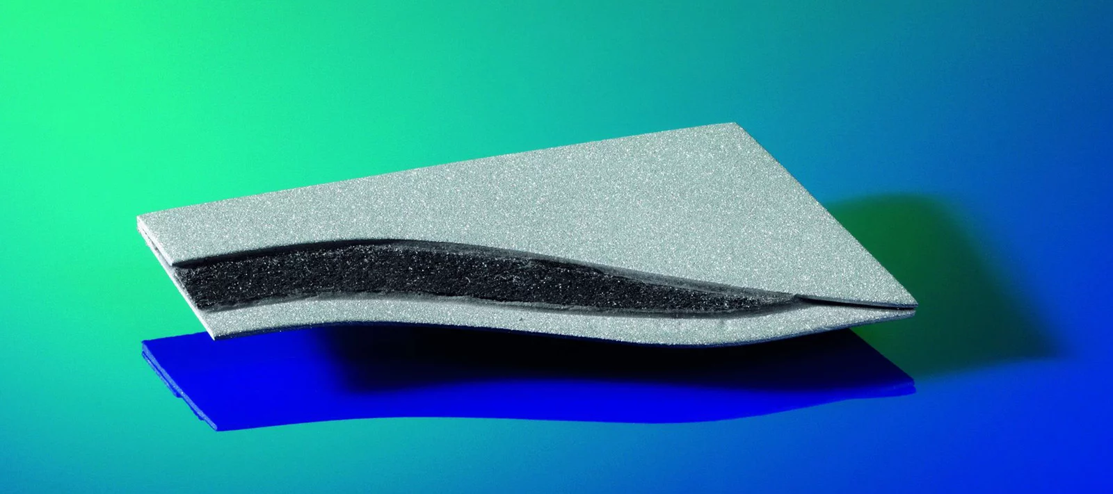 Fraunhofer's self-monitoring polymer-metal composite