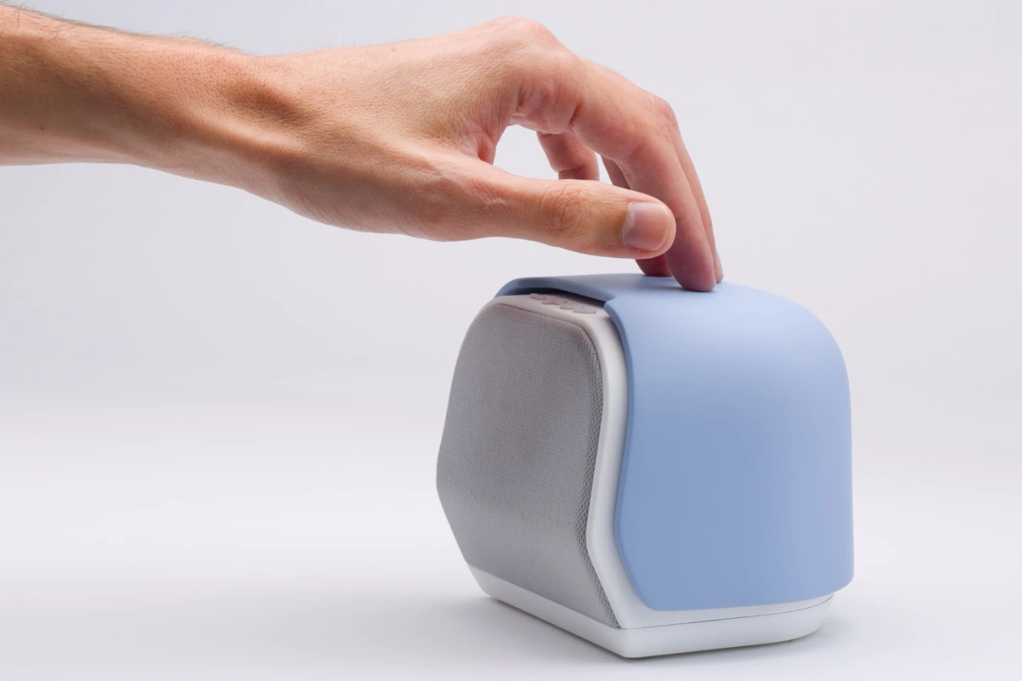 A "Snooze Less" feature is aimed at training users to make less use of the alarm clock's snooze function