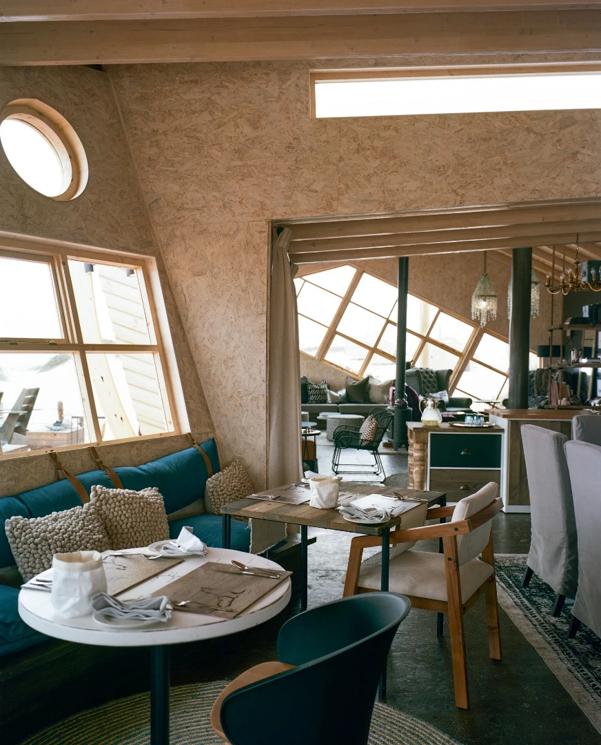 Prices for a double at Shipwreck Lodge start at N$8,685 (US$650) per night
