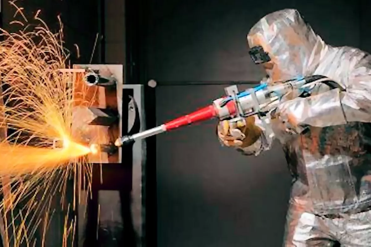 The TWI 5 kw laser torch in operation (Photo: TWI)