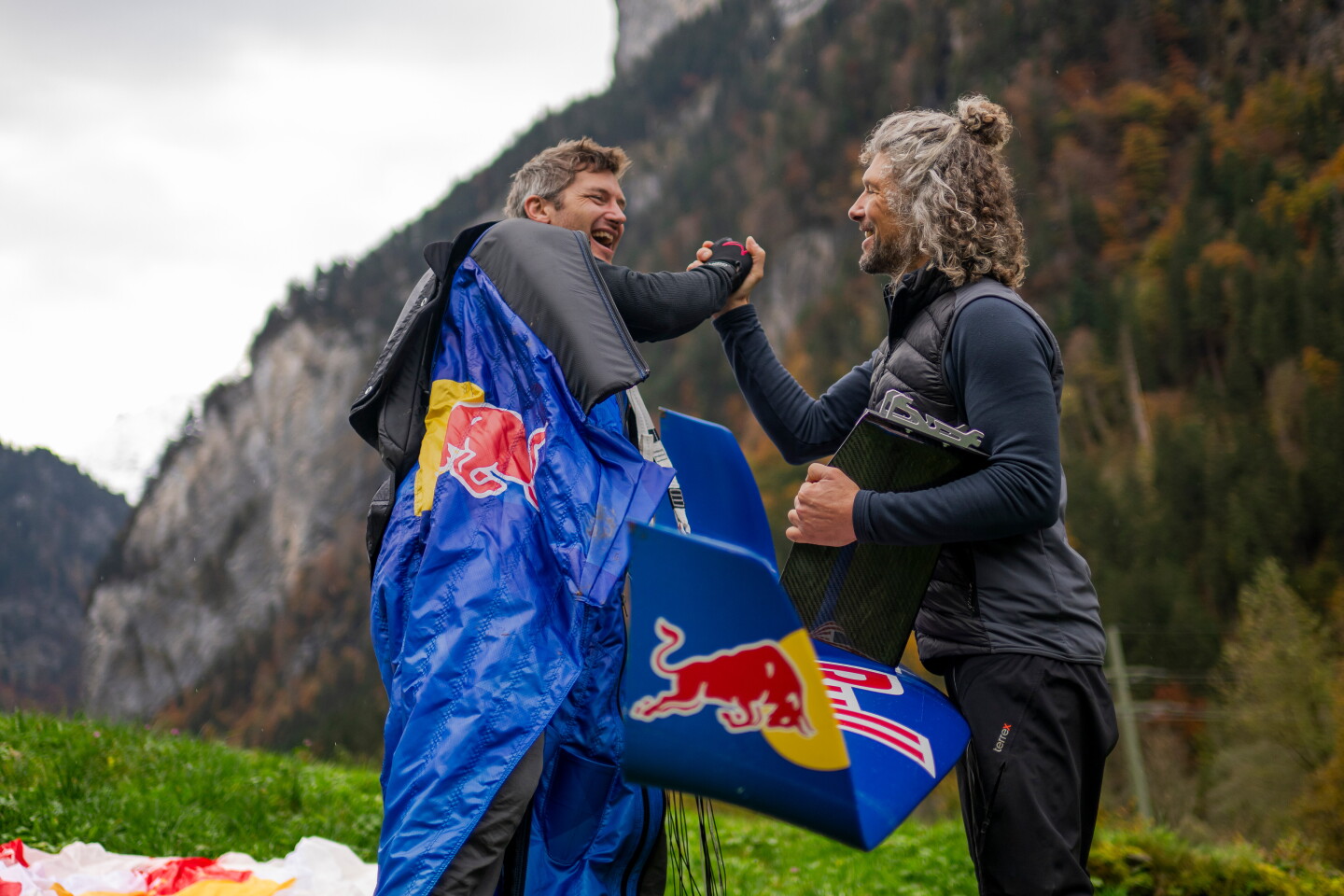Salzmann and Podlipnik celebrate success during the Red Bull Wingsuit Foil Project in Lauterbrunnen, Switzerland