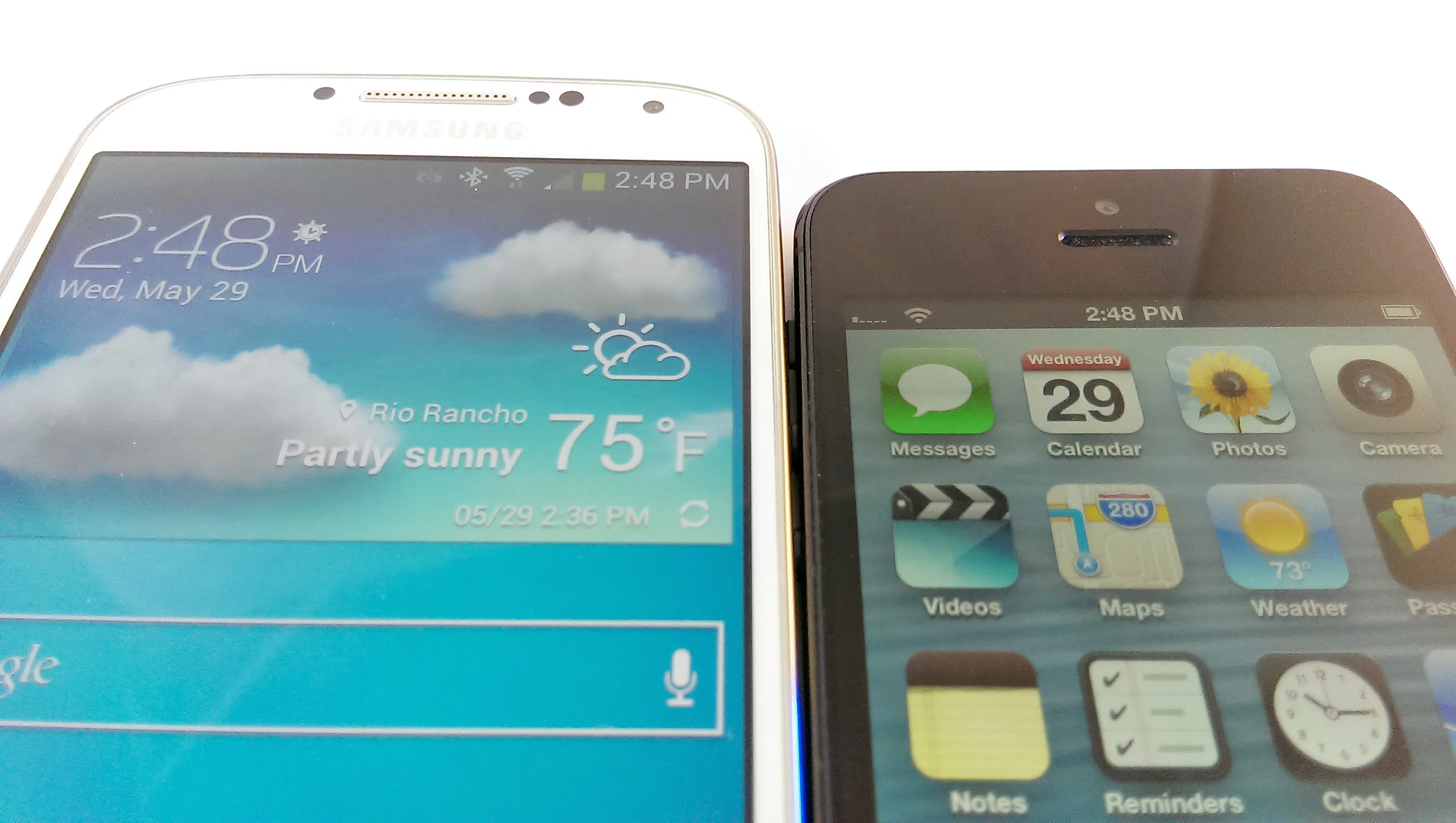 The GS4's display has a much higher pixel density than the iPhone 5's Retina Display