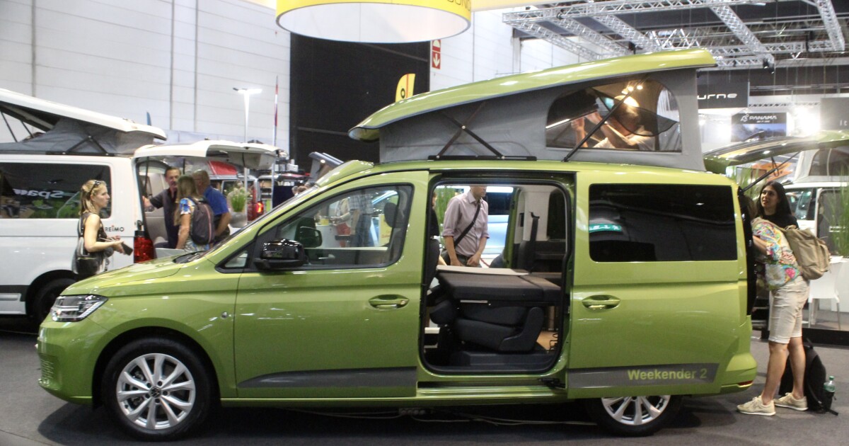Reimo shrinks VW pop-up camper down to Caddy size, still adds toilet