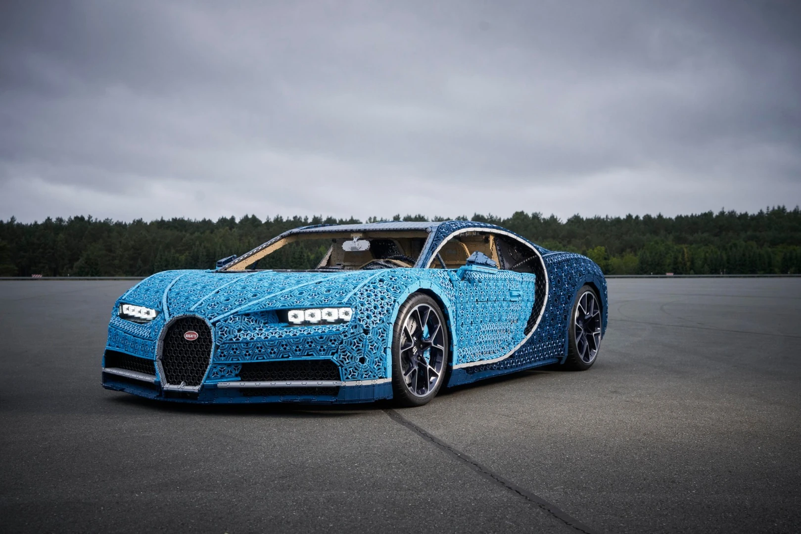 There are 339 types of Lego Technic elements used in the construction of this life-sized Bugatti