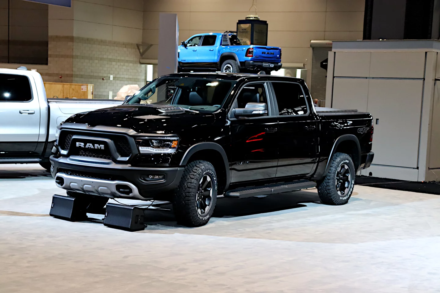 Ram Truck unveiled new packages for the Ram 1500 in the GT models, made to add some sport to several packages of the pickup