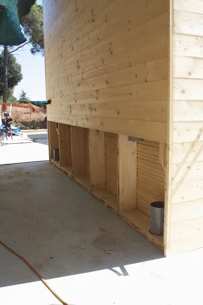 The home measures 111 sq m (1,200 sq ft) of usable floor space (Photo: Adrià Goula)