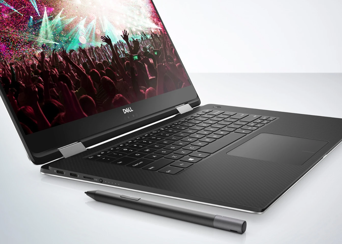 The Dell XPS 15 has a touchscreen that supports stylus input, though you'll need to buy a pen separately