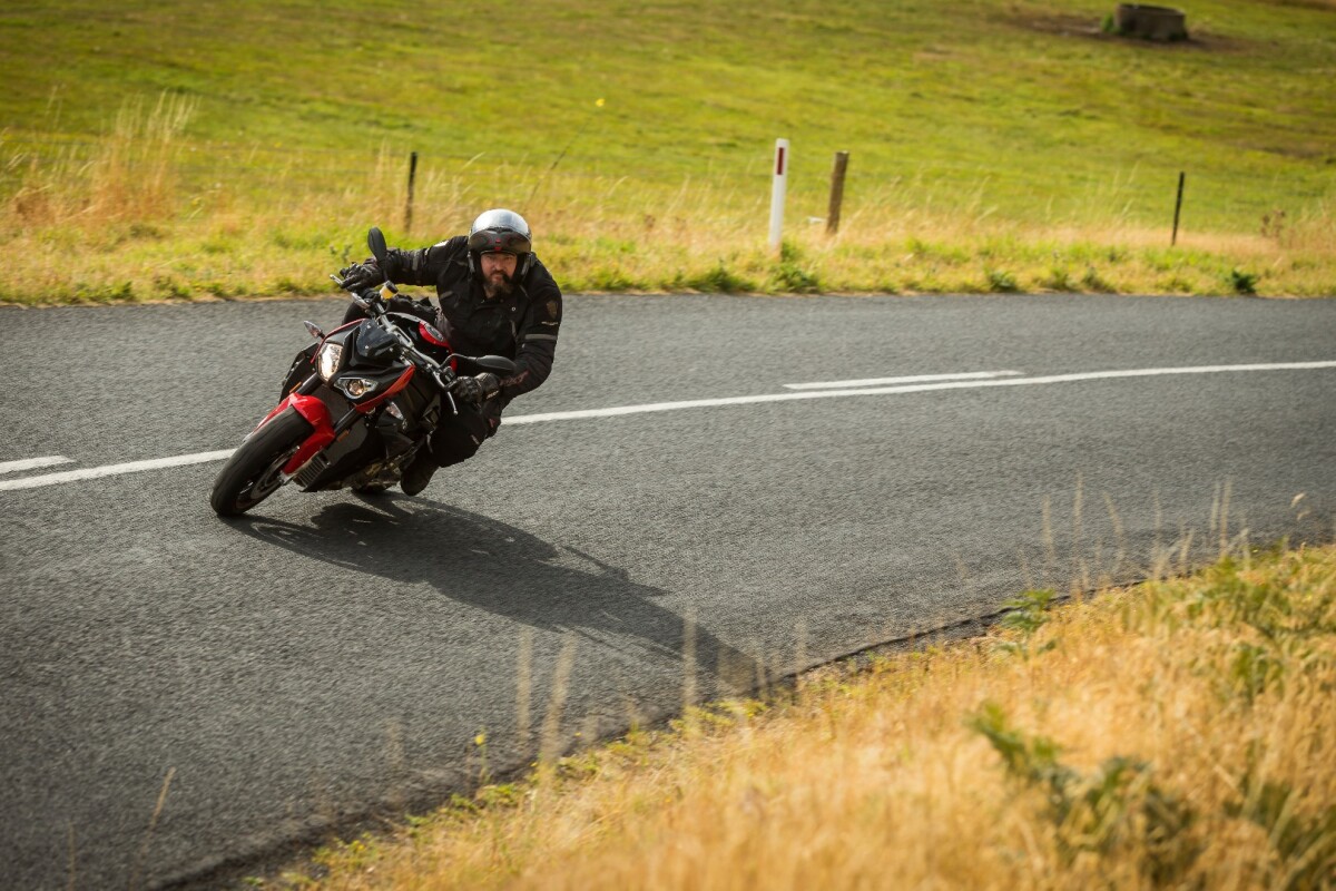 2017 BMW S1000R: wide bars give plenty of leverage for cornering