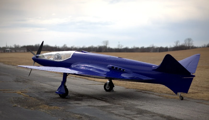 Dubbed the 100P, Bugatti had intended to build and fly it against the best aircraft of the time, such as the 469 mph (755 km/h) Messerschmitt Me 209