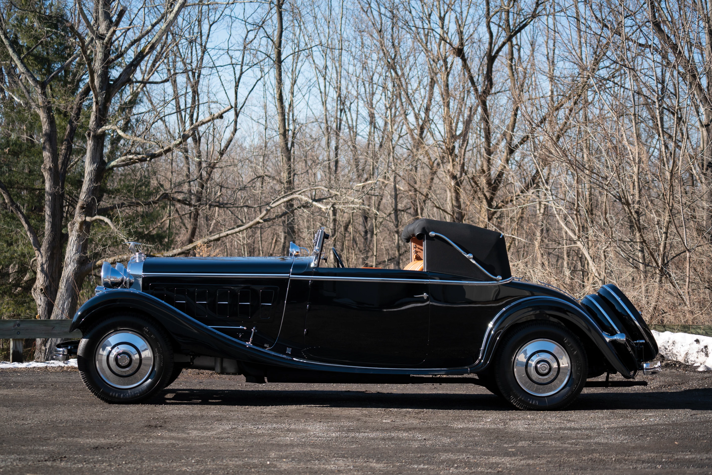 The 1926 Hispano-Suiza H6B Cabriolet that was crowned "Best in Show" at the 2021 Amelia Island oncours d’Elegance on 23 May 2021 had been part of the RM Sotheby's auction at the same venue just two years prior. At that auction on 9 March 2019, the gorgeous Cabriolet Le Dandy by Chapron sold for $1,352,500.