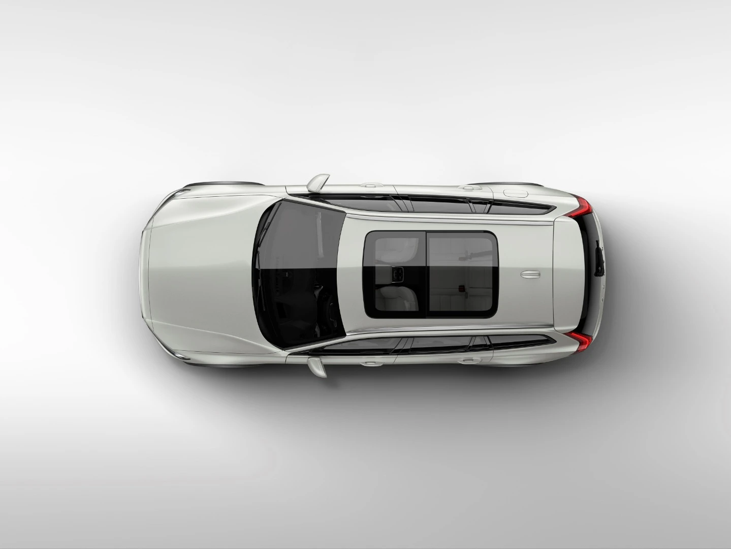 Volvo introduces the V60 Cross Country
