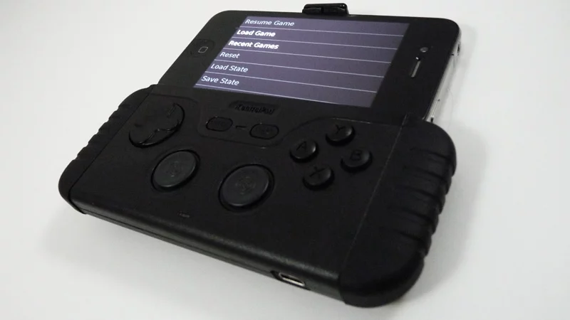 Instead of relying on limited touchscreen controls, the iControlPad gives users a console-level degree of control