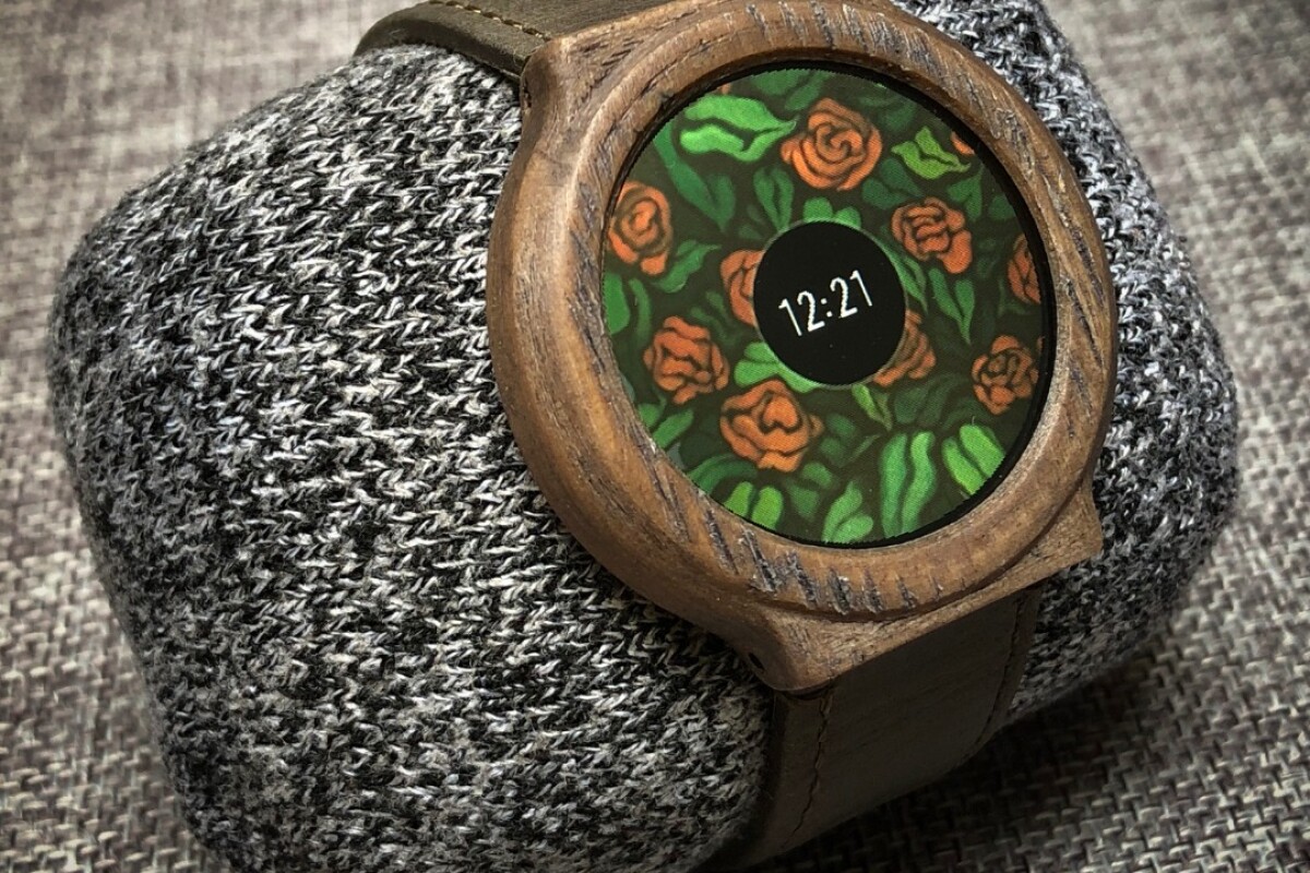 Diy Smartwatch Has 3d Printed Case Color Display And Custom