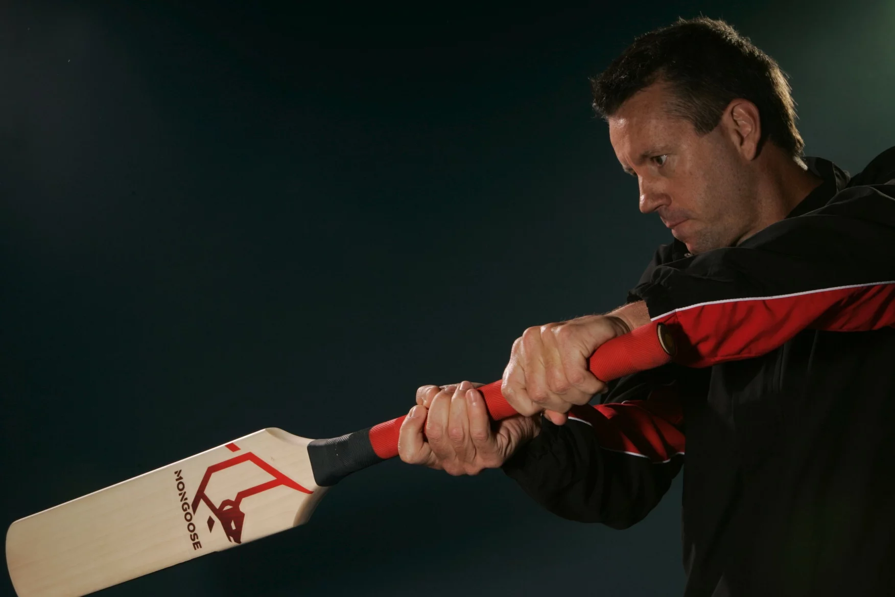 The new Mongoose MMi3 cricket bat has been designed with T20 games in mind (Photo: Mat Hale)