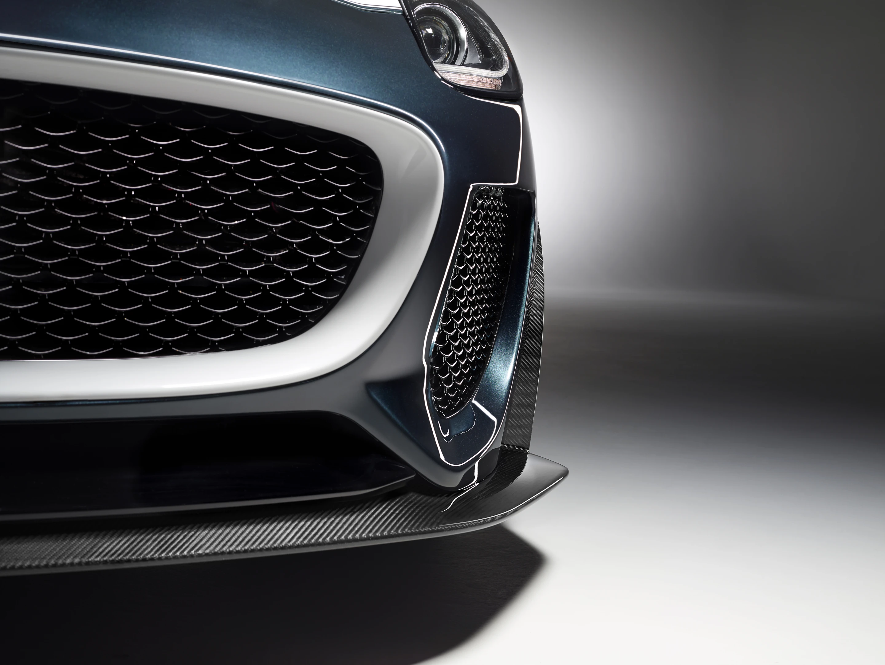 The Jaguar F-Type Project 7 air scoop detail