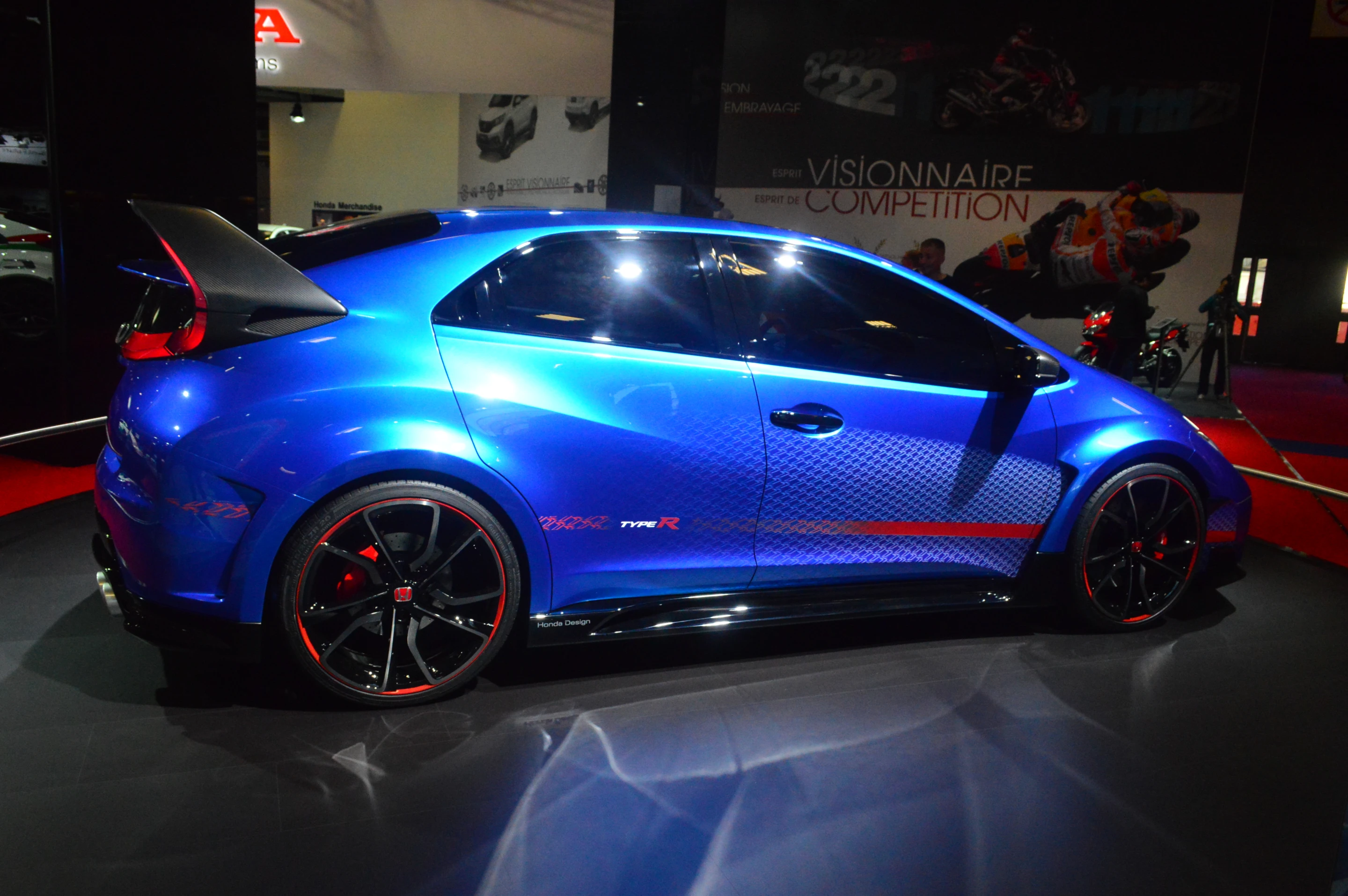 The Honda 2015 Civic Type R at the Paris Motor Show (Photo: C C Weiss/Gizmag)