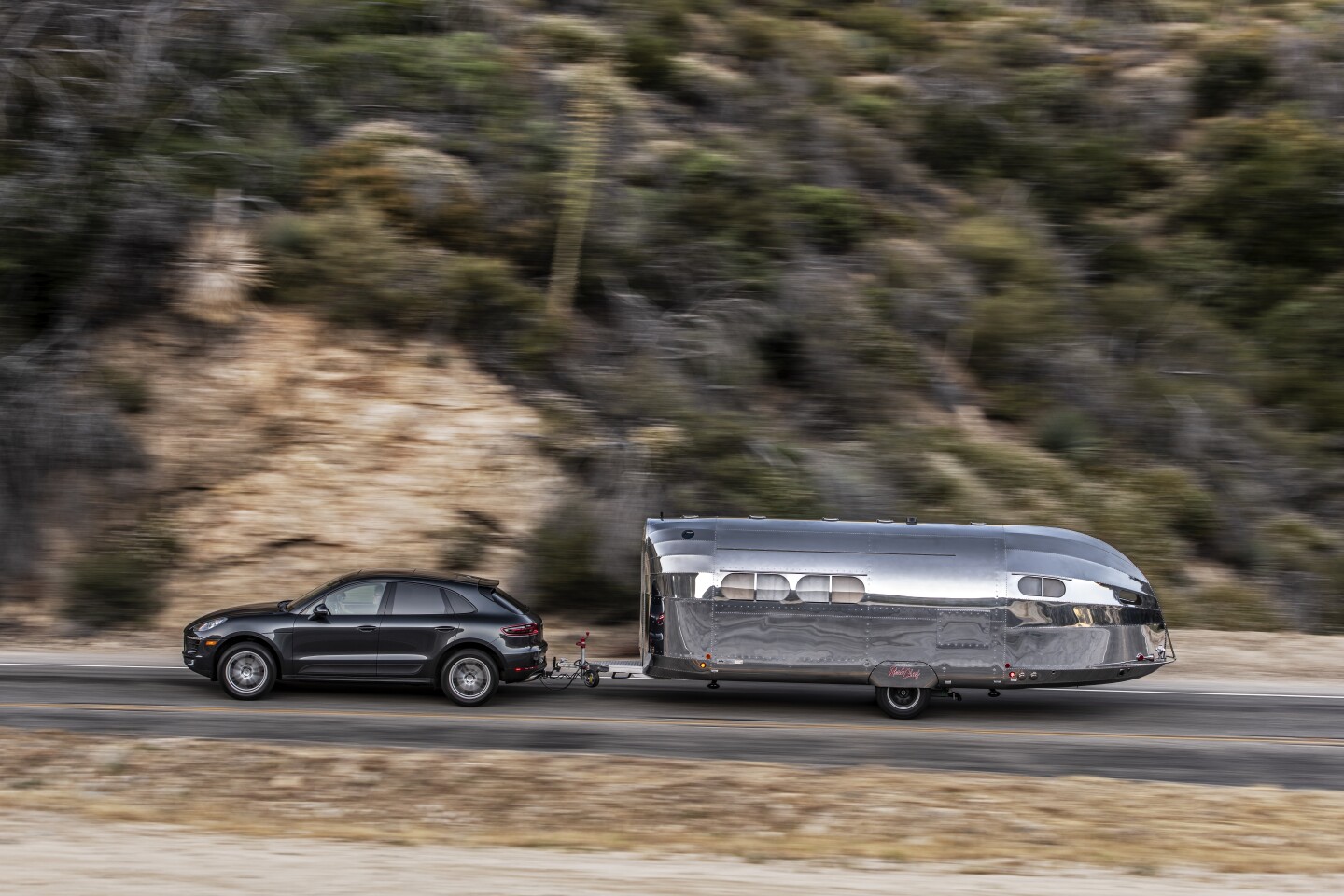 The Bowlus Road Chief Wave Bespoke Edition in action