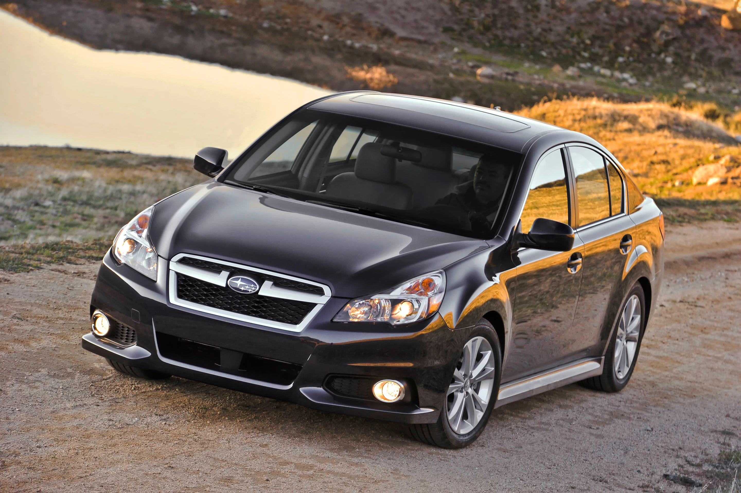 2013 Subaru Legacy is an IIHS Top Safety Pick+