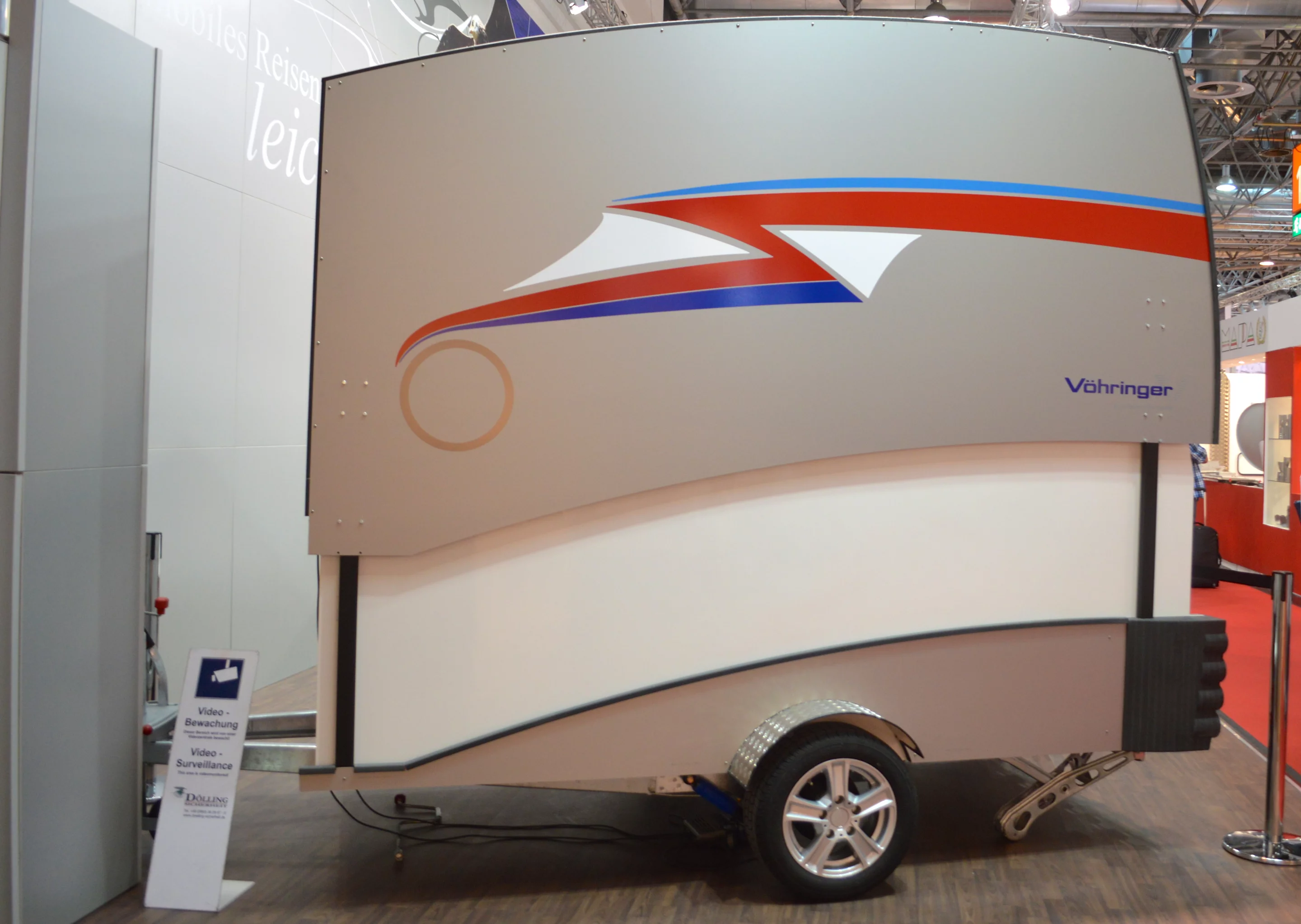 The hydraulic lifts seen on the side lift the sleeping "penthouse" up