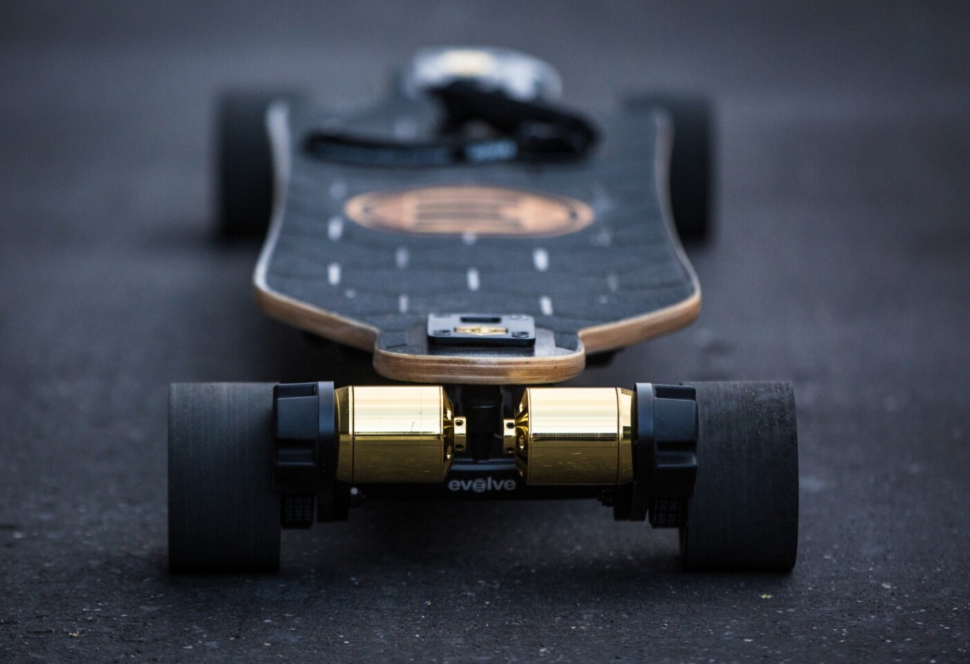 Review Evolve Bamboo GTX hits the electric skateboard sweetspot