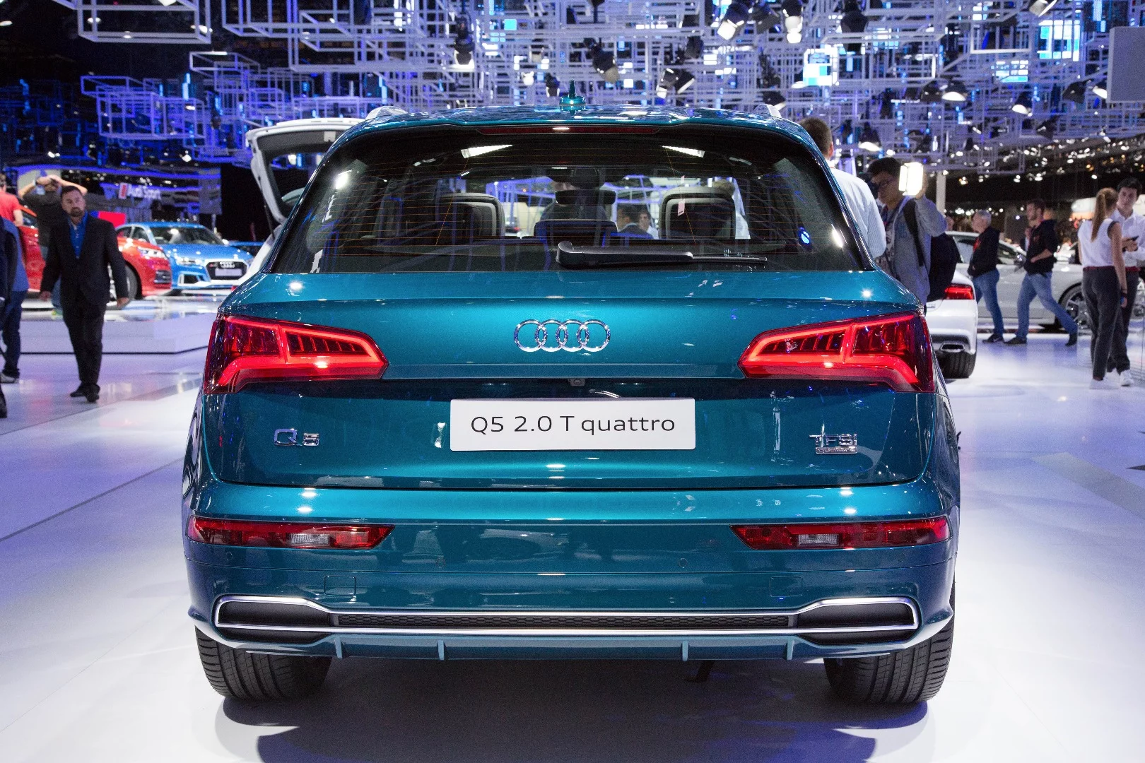 The new Audi Q5 looks remarkably similar to the old model
