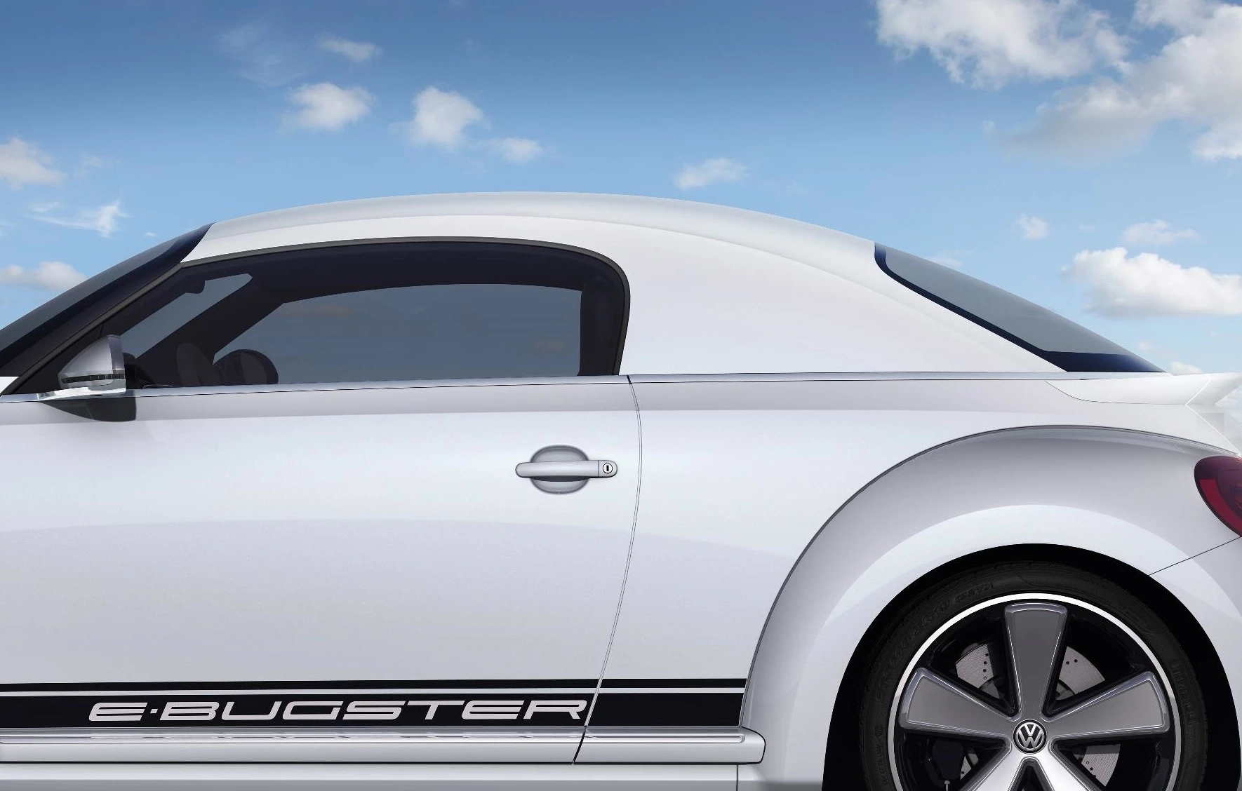 Volkswagen E-Bugster: side view