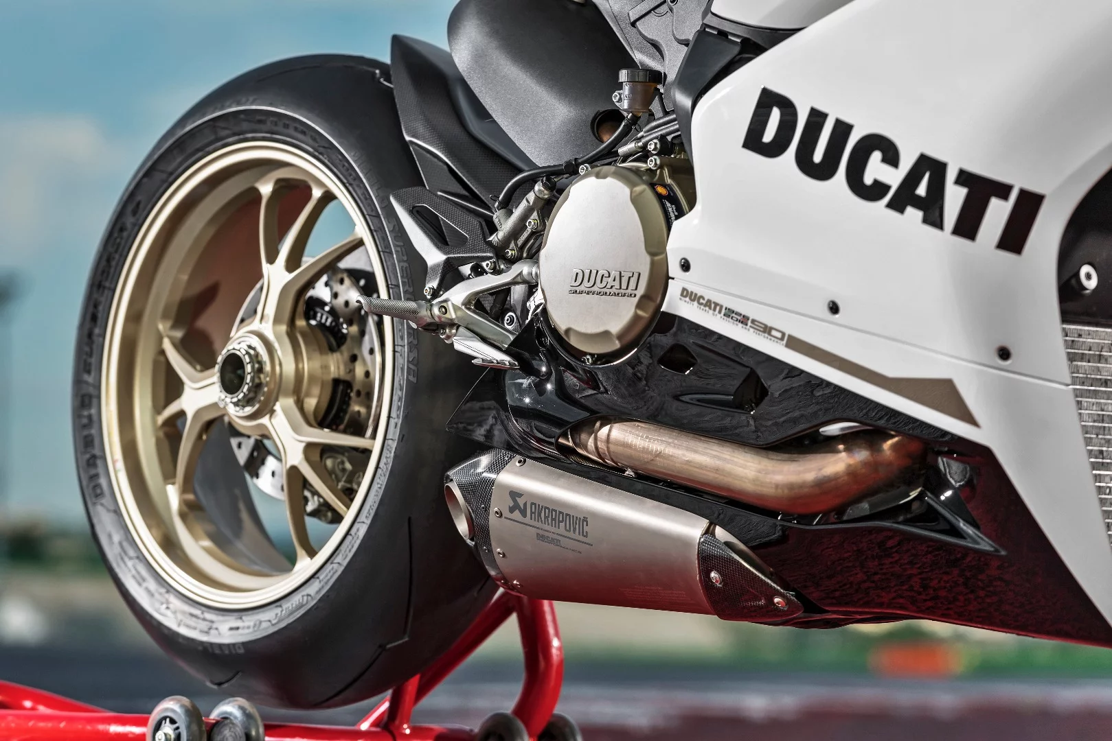 Akrapovic supplies the exhaust