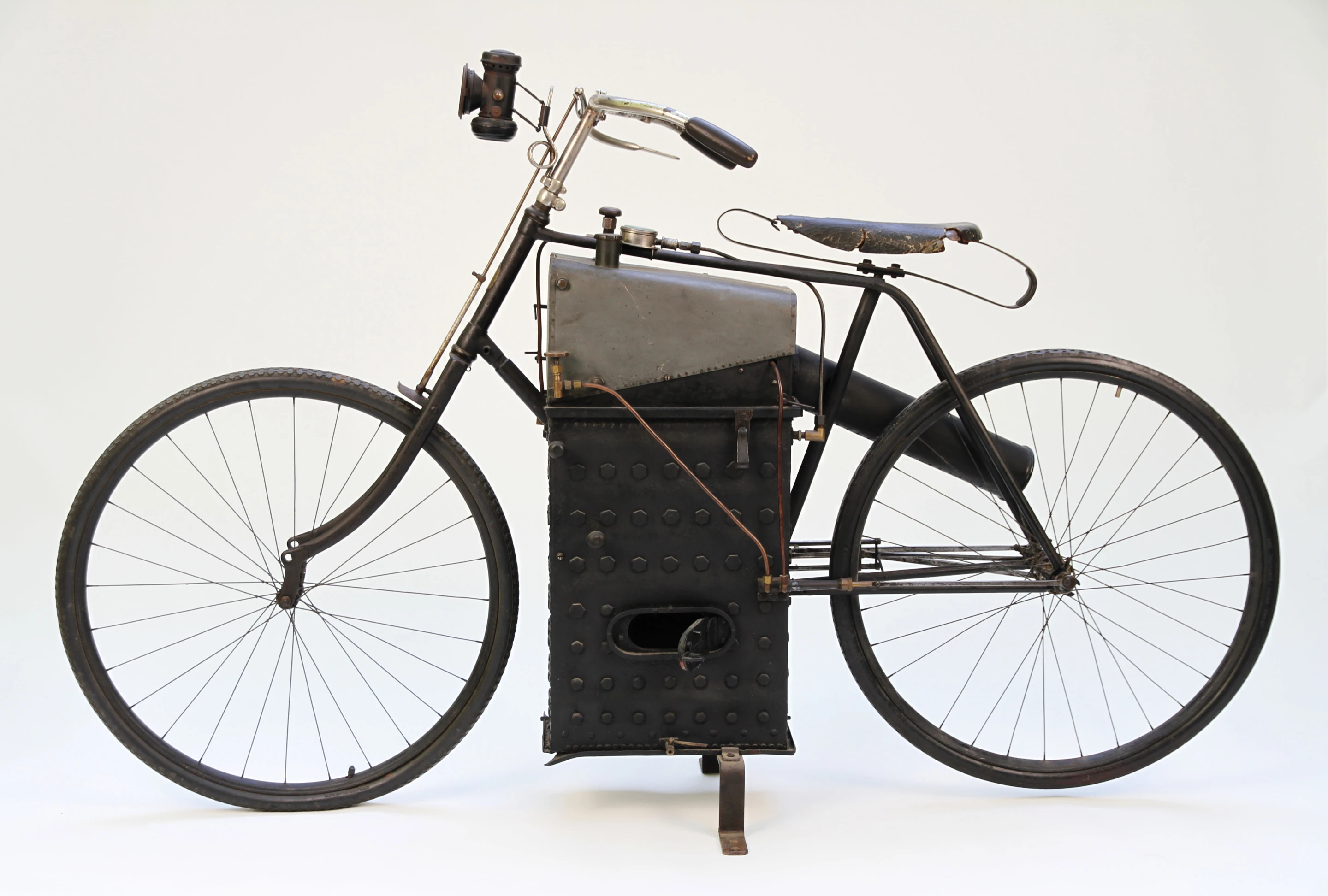 The 1894 Roper Steam Motorcycle to be sold (Pic- Paul Eddy)
