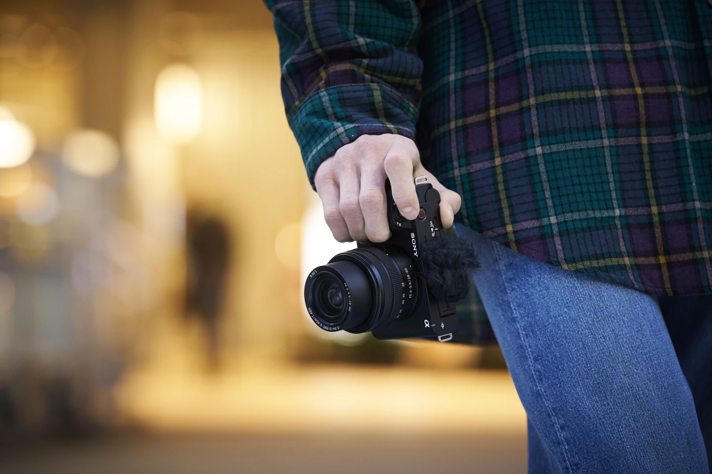 The ZV-E1 measures 121 x 71.9 x 54.3 mm, minus the lens, and weighs in at around 400 g
