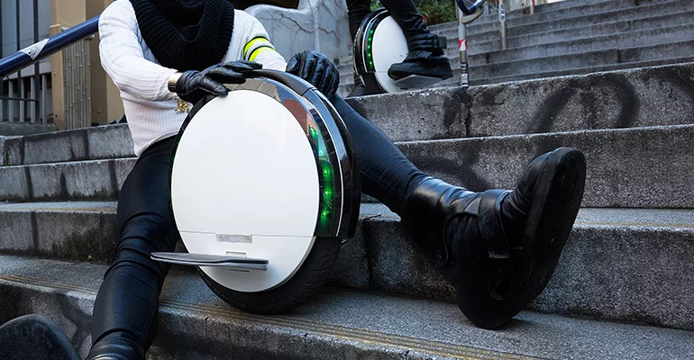 The Segway One S1's lighting can be customized via an app