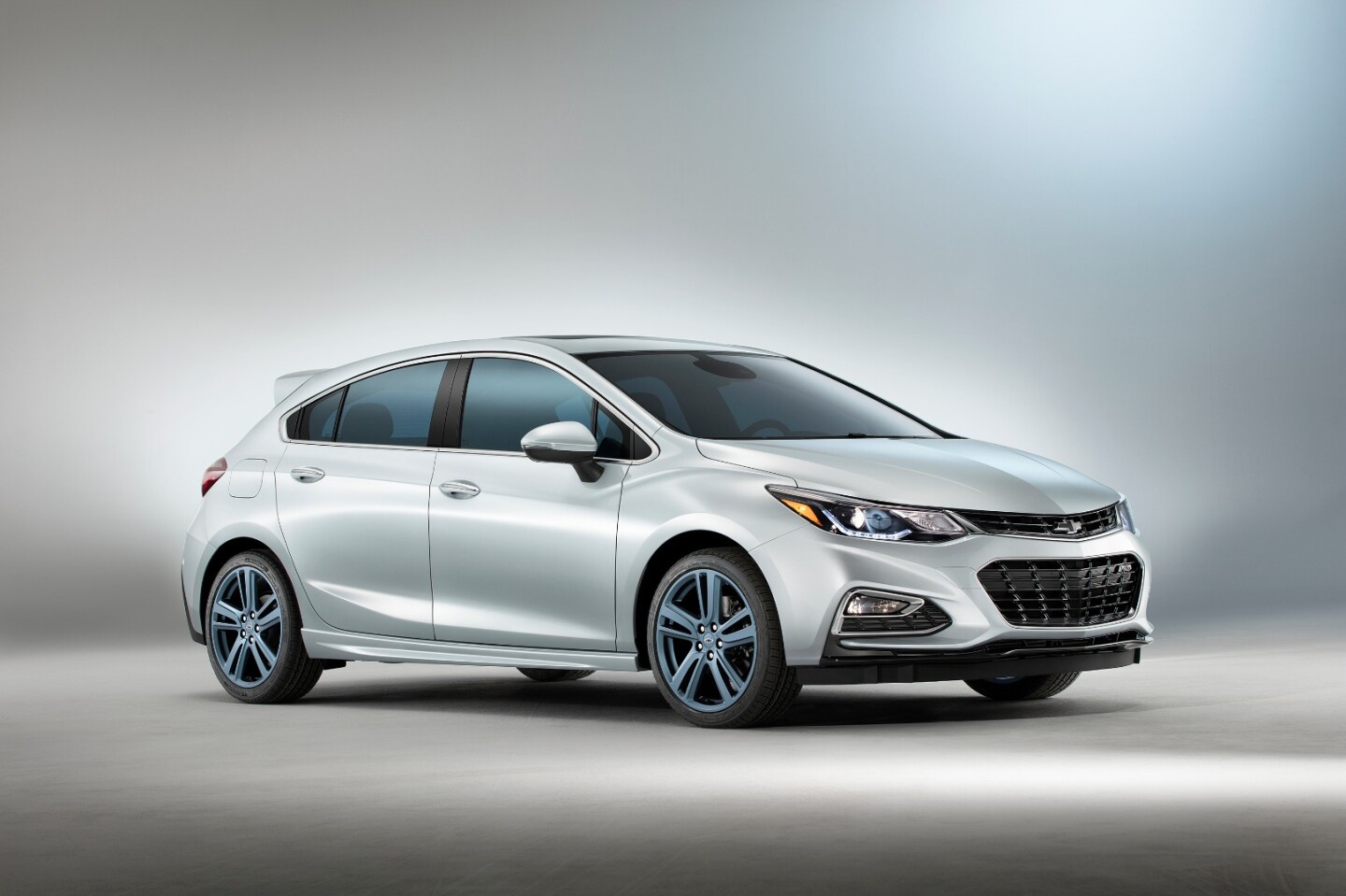 The Blue Line's wheels and windows have been given the blue-tint treatment