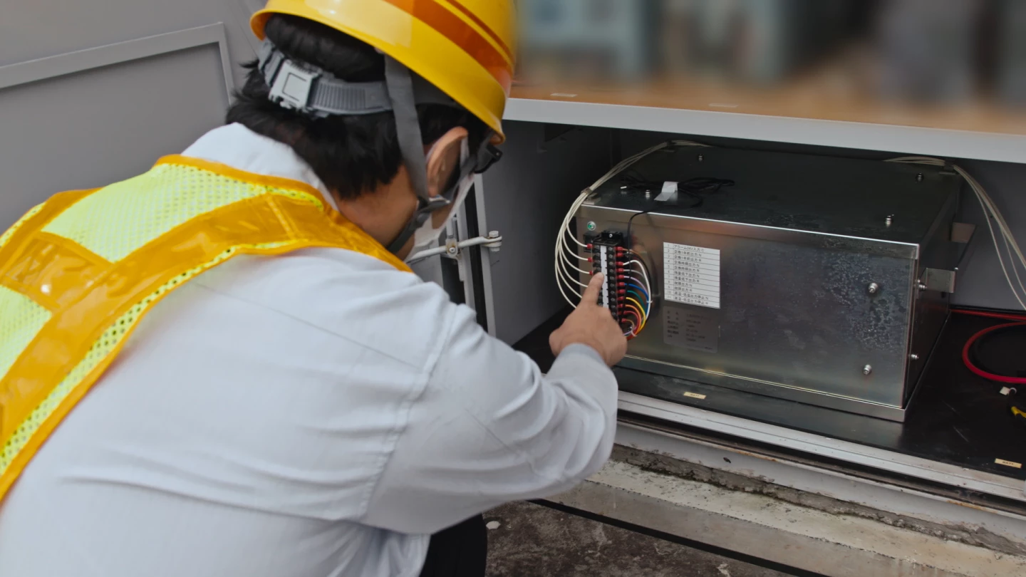 The second-life EV batteries replace lead-acid batteries currently used in emergency power supplies at railway crossings throughout Japan