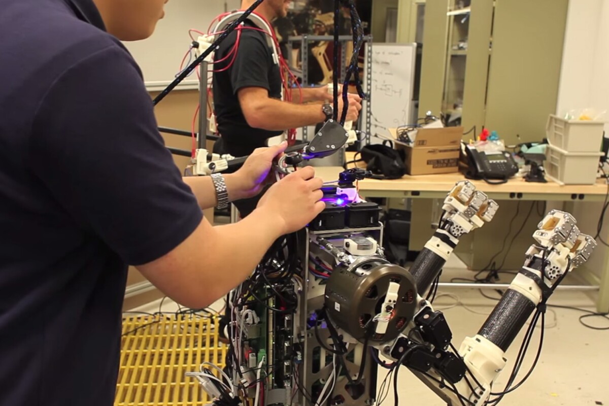 MIT's Hermes remotecontrolled robot has humanlike reflexes