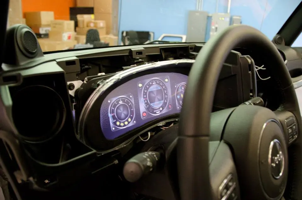 Installing the instrument cluster display