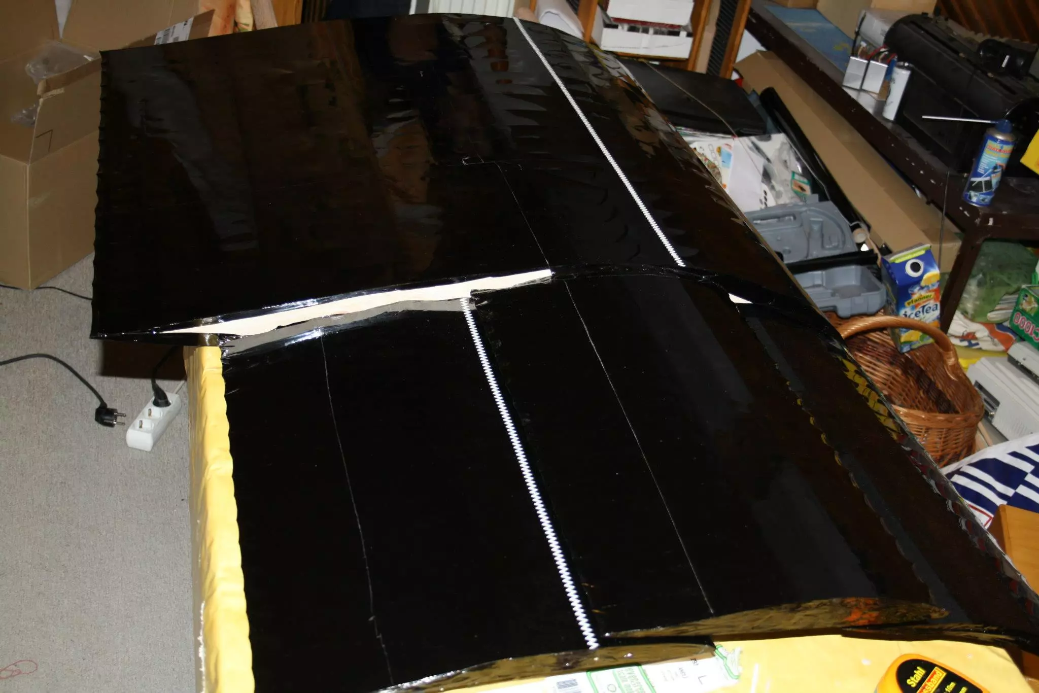 The covering of the main wing