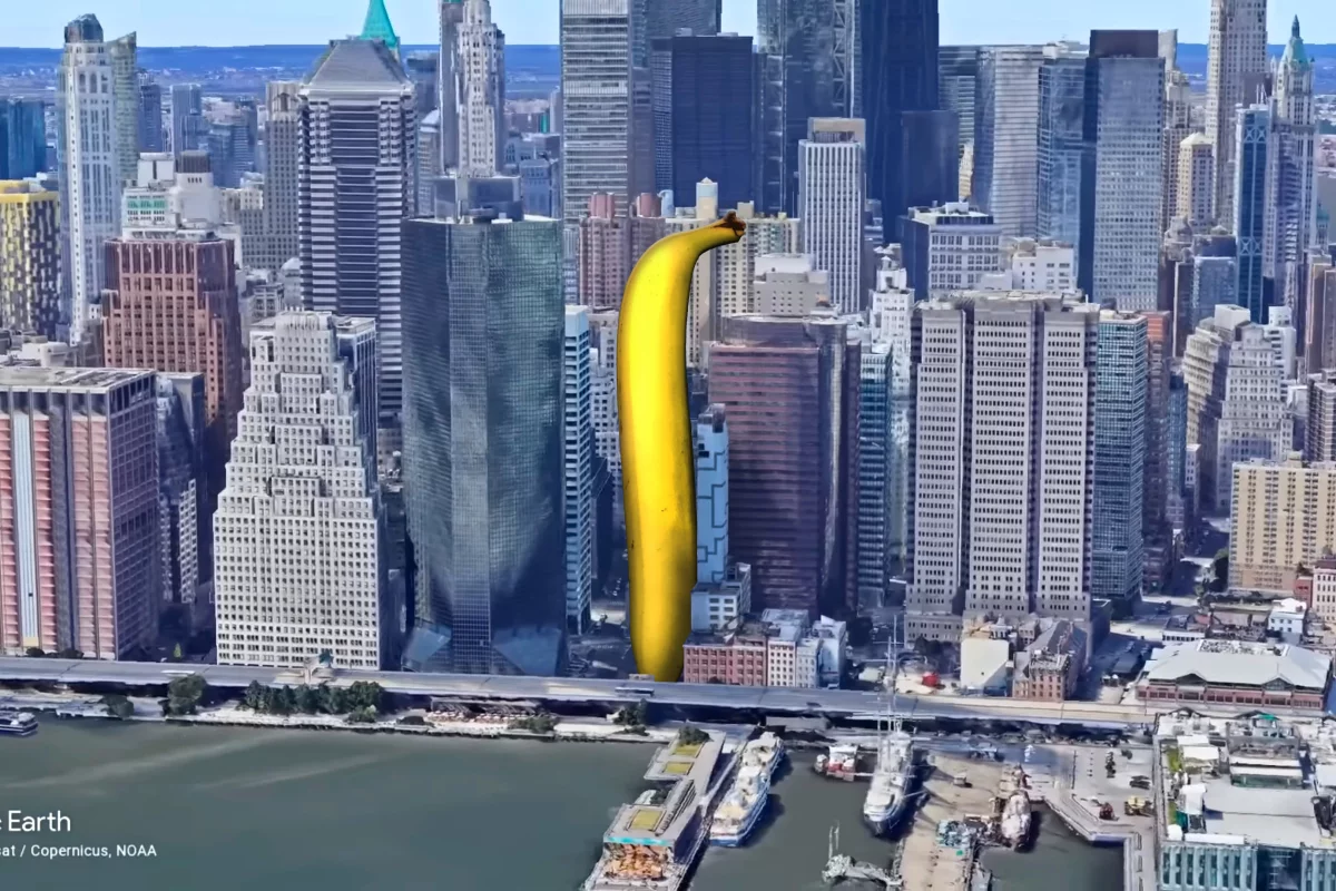 161 Maiden Lane has been described as banana-shaped by a lawyer representing Pizzarotti, the construction management company responsible for the build – this is an artist's interpretation (mine) of what that might actually look like