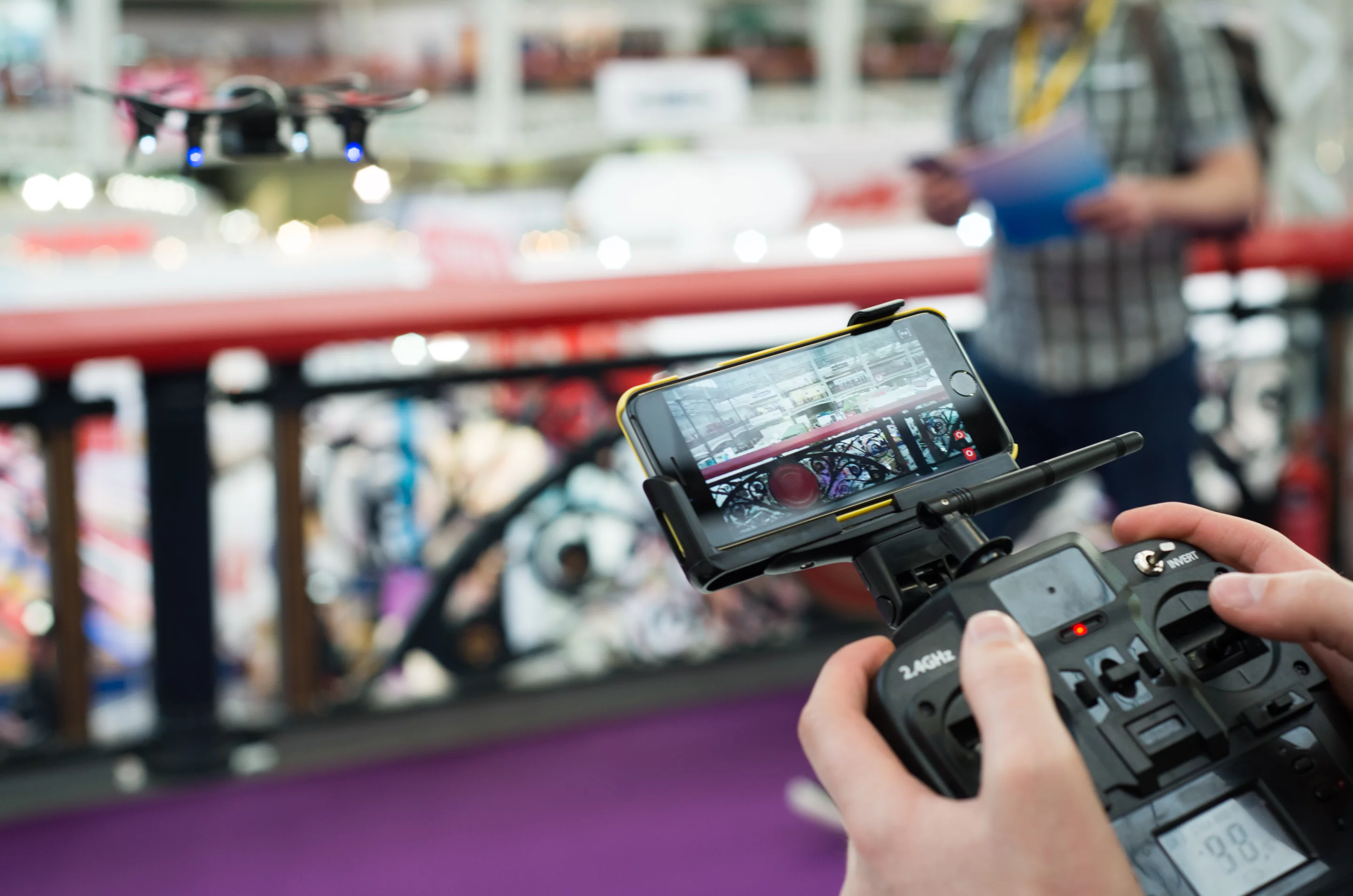 We got the chance to spend some time with the impressive Micro Drone 3.0 flying over London toy Fair