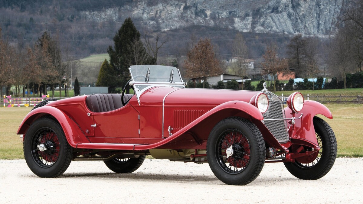 This fourth series Alfa Romeo 6C 1750 Gran Sport Spider is one of just two known such models bodied by Carrozzeria Sports SA of Milan. Period racing history, plus well documented since new. A high bid of €1,850,000 against an estimate of €2,200,000 to €2,600,000 saw the car passed in.Auction Link