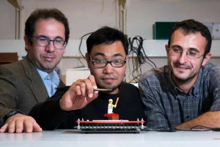 SoundBender is an acoustic levitation device that can bend sound waves around obstacles