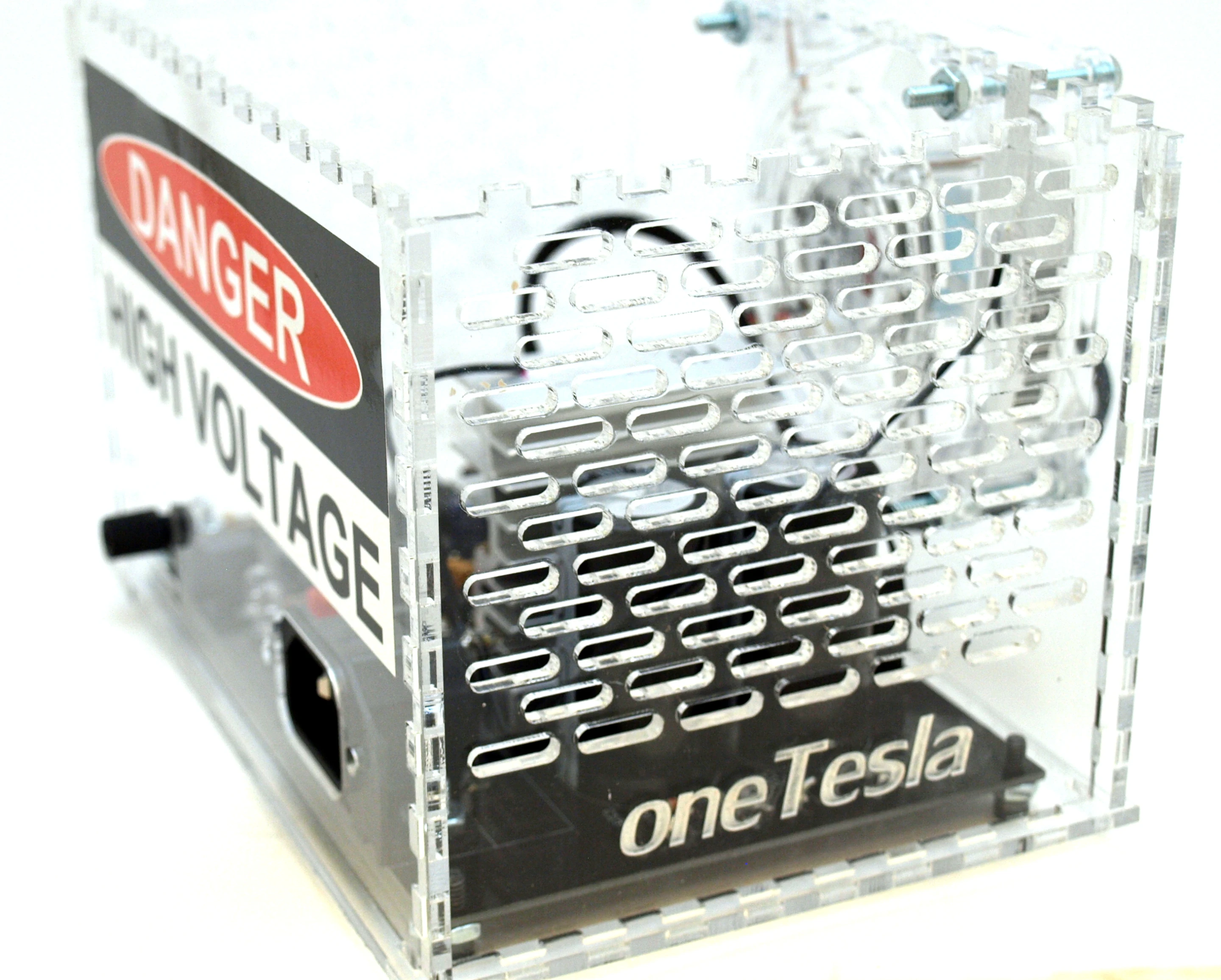 The main chassis from the side