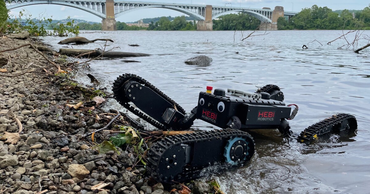 Tready robotic makes use of treaded flippers to beat obstacles