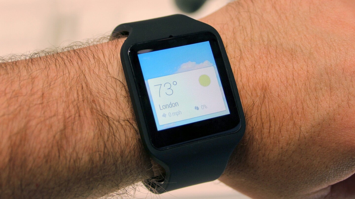 The Sony SmartWatch 3 (Photo: Chris Wood/Gizmag.com)