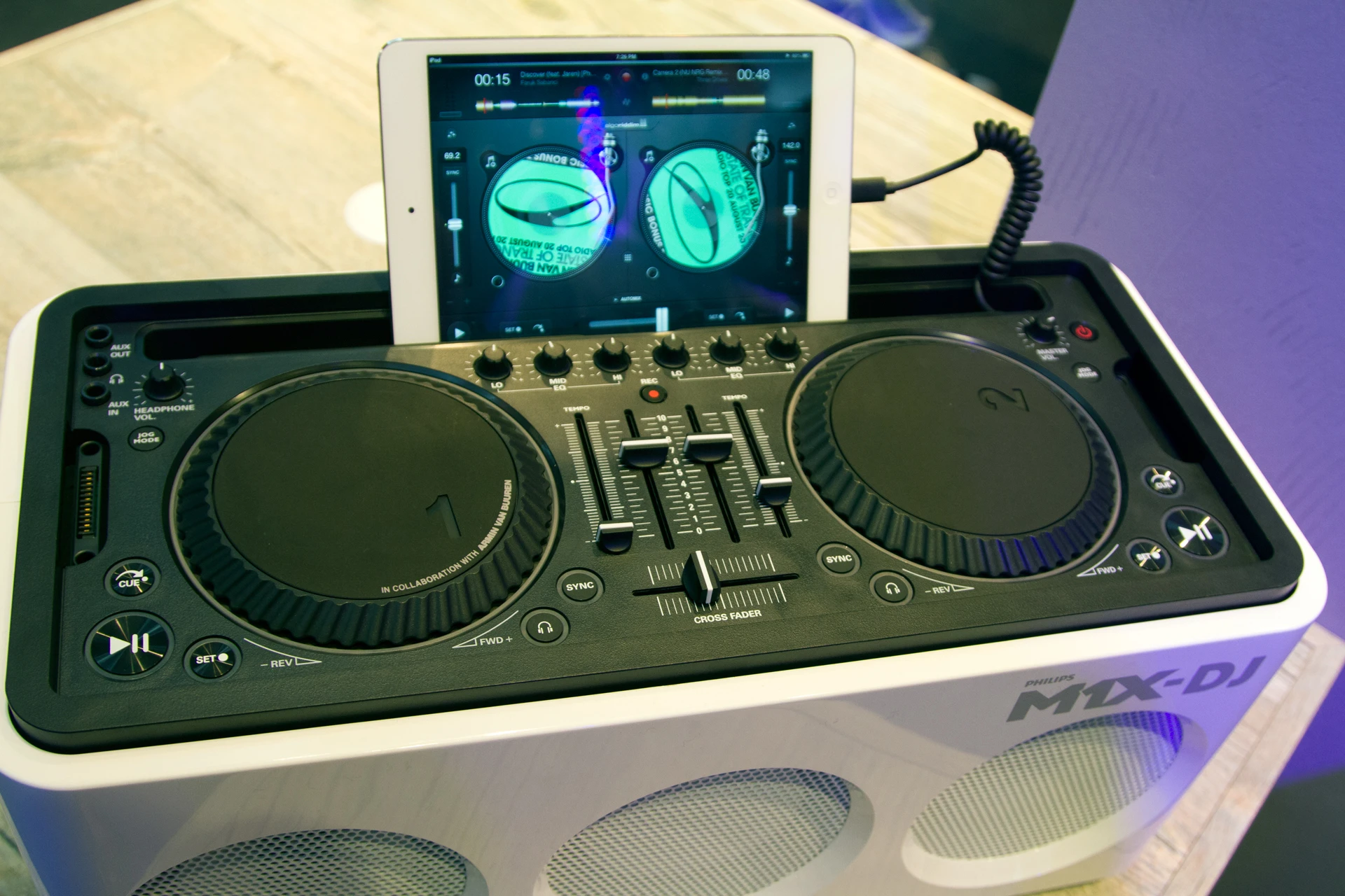 The M1X-DJ has cross-faders and volume controls