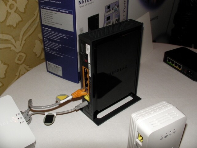 The 3DHD adapters feature four 10/100 Mbps auto-sensing LAN ports, and 802.11a/n wireless capability