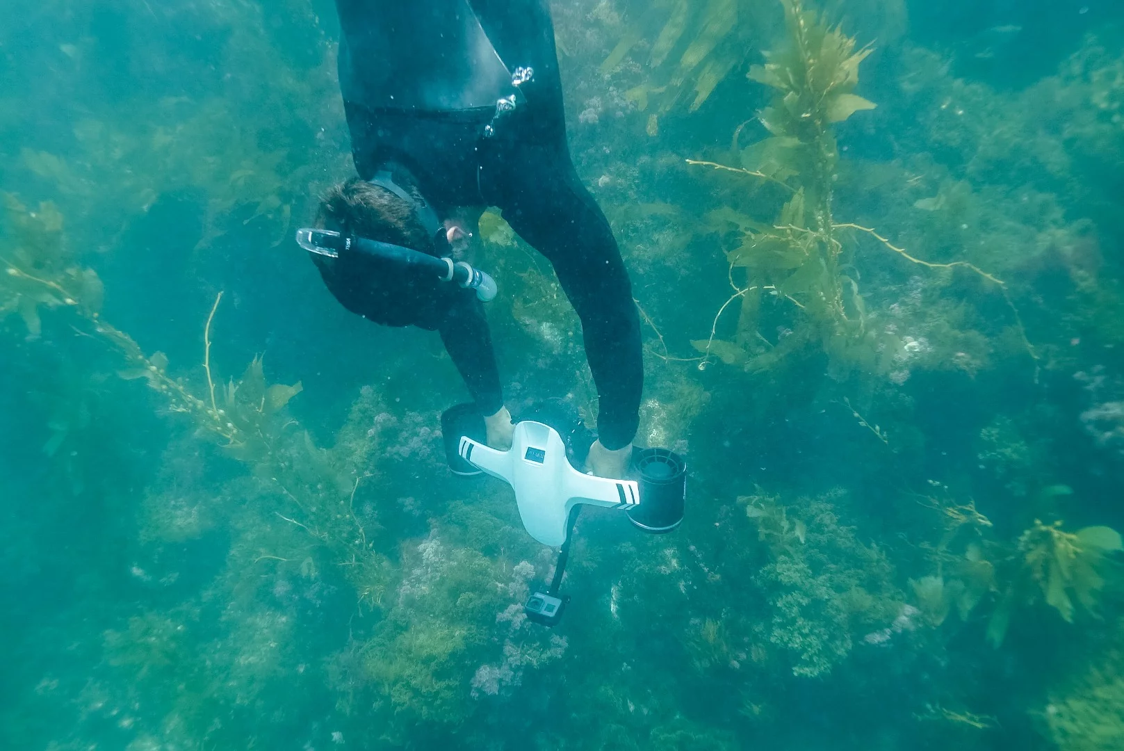 Users can mount a GoPro Hero on the SeaFlyer