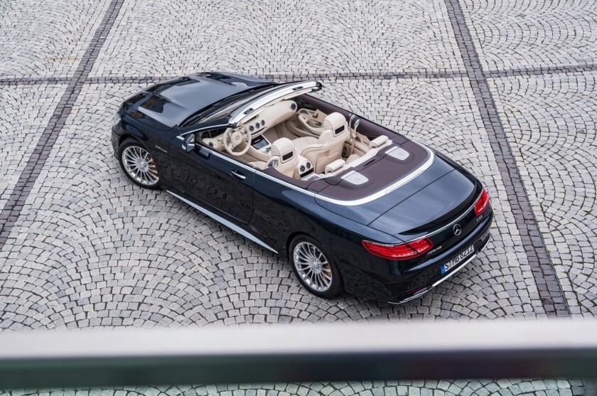 The S 65 Cabriolet has nappa leather sport seats with electric adjustment, memory and climatization functionalities