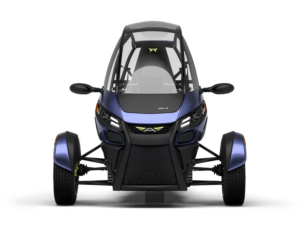 The SRK reportedly gets an estimated 230 MPGe (1 l/100km equivalent), can go from 0 to 60 mph (97 km/h) in 7.5 seconds, and has a top speed of 85 mph (137 km/h)