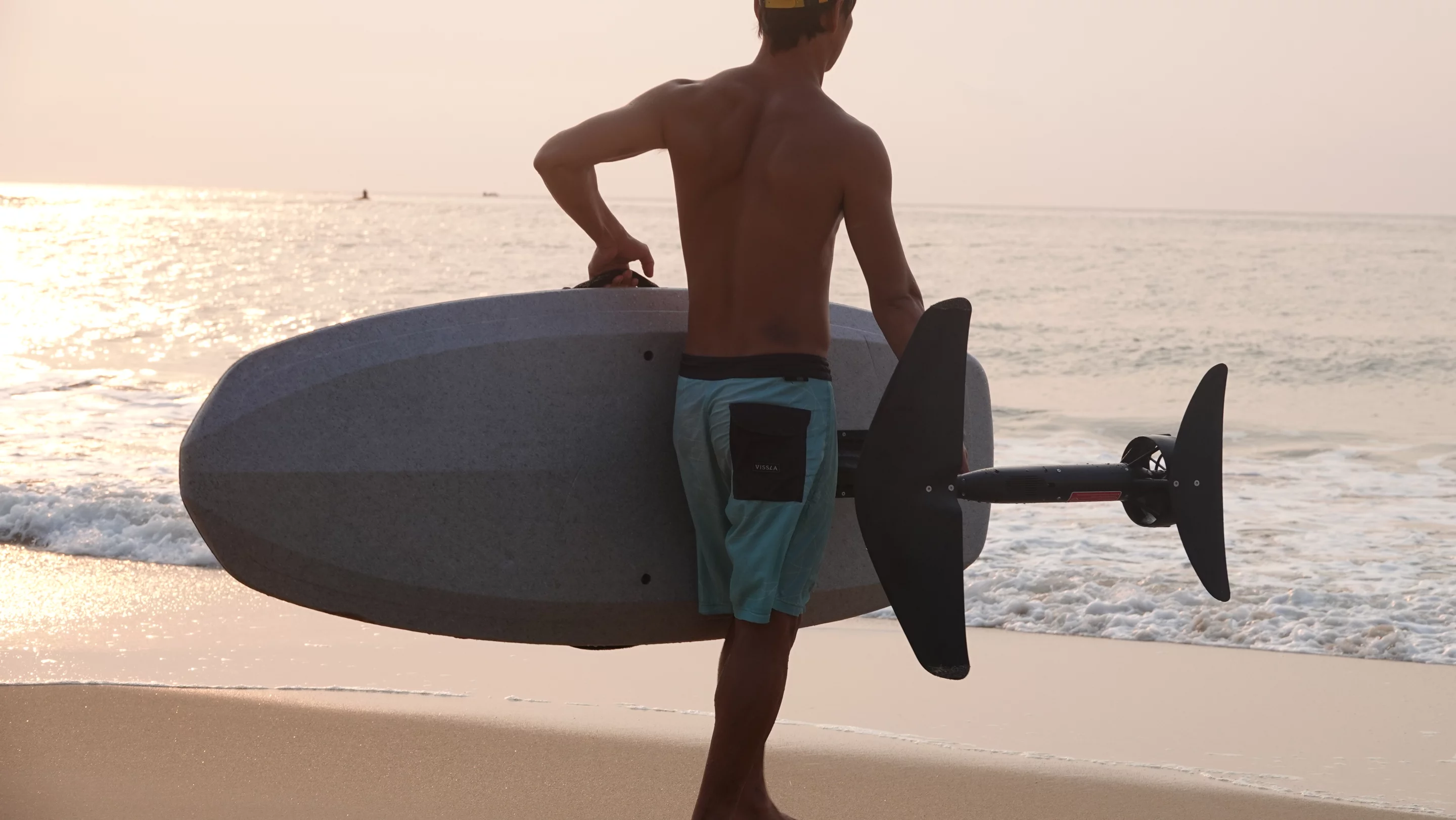 The Flyer One tips the scales at 62 lb, including the Li-ion battery unit